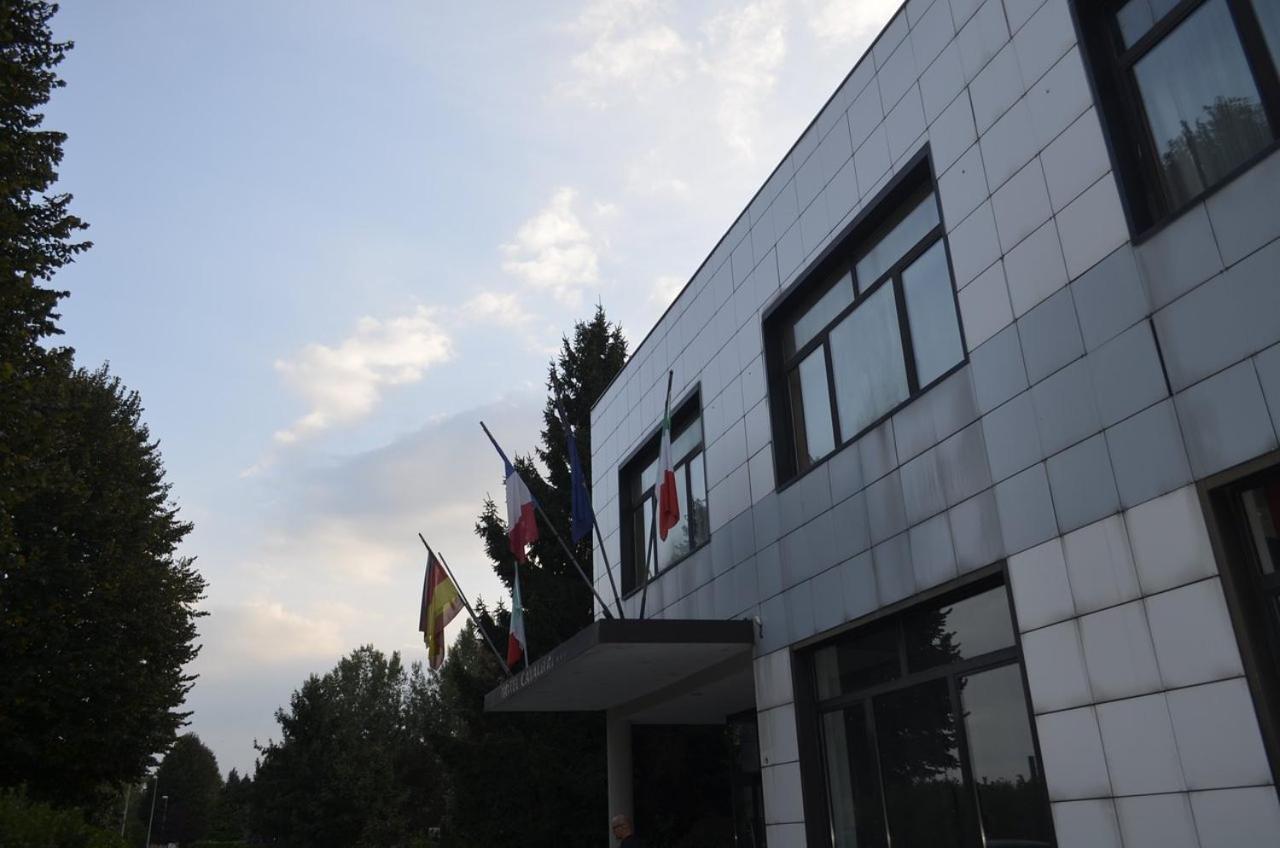 Hotel Cavalieri 皮内罗洛 外观 照片